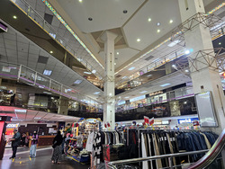 City Plaza (D14), Retail #637081011